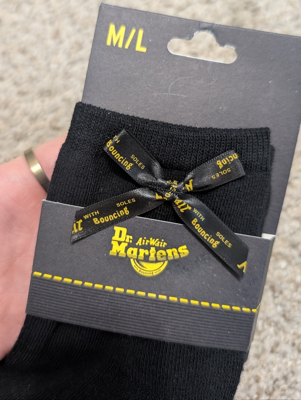 Dr. Martens Bow Socks - Picture 2 of 4